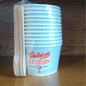 Hearth$ hand  Ice Cream Cups and Spoons Set - Light Blue and Red